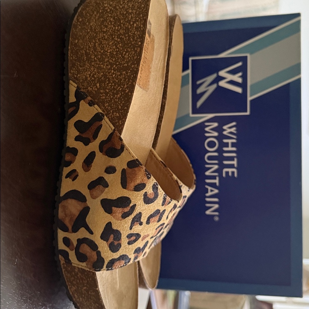 White Mountain Leopard Print Slide Sandals - Picture 3 of 5